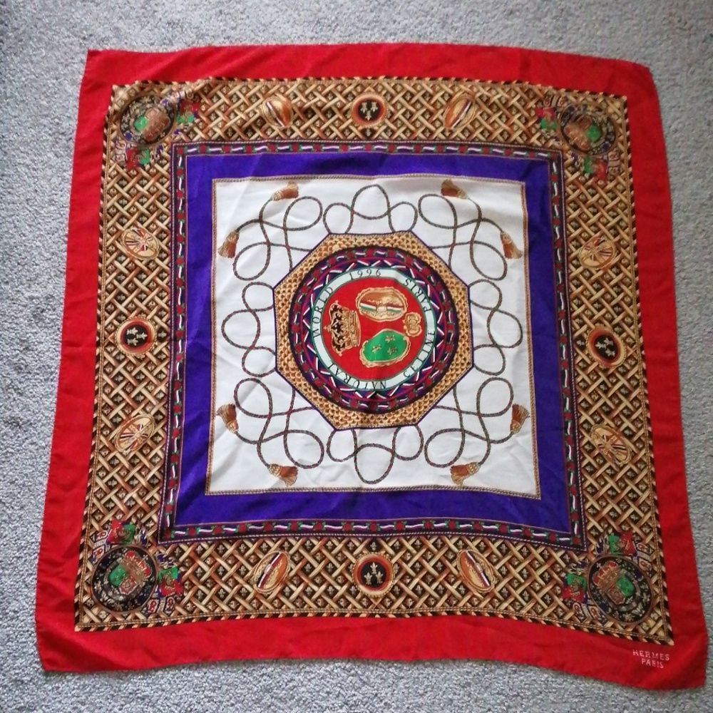 Hermes Multicolor Silk Scarf with Red, Purple, Green and Gold Motif - Picture 2 of 10